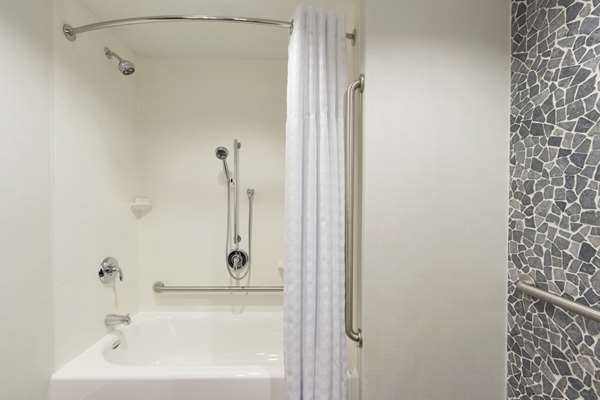  - Hilton Garden Inn Downtown Calgary