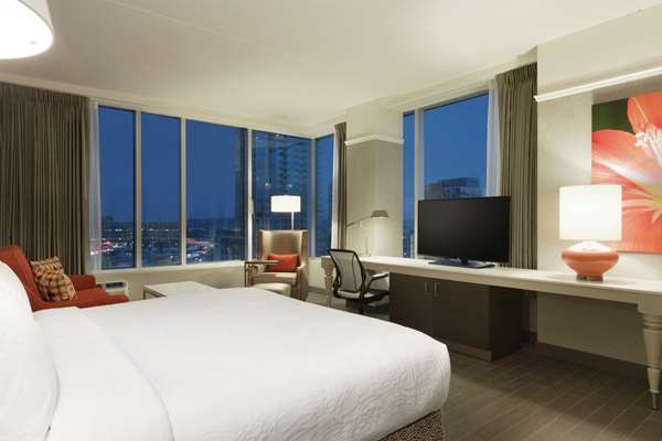  - Hilton Garden Inn Downtown Calgary