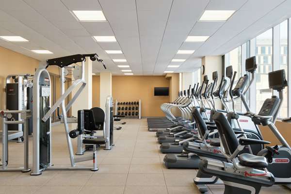 Fitness/ Exercise Room - Hilton Garden Inn Downtown Calgary