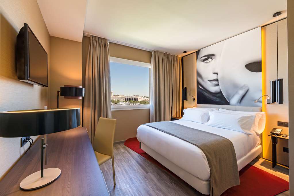 Guest photo
