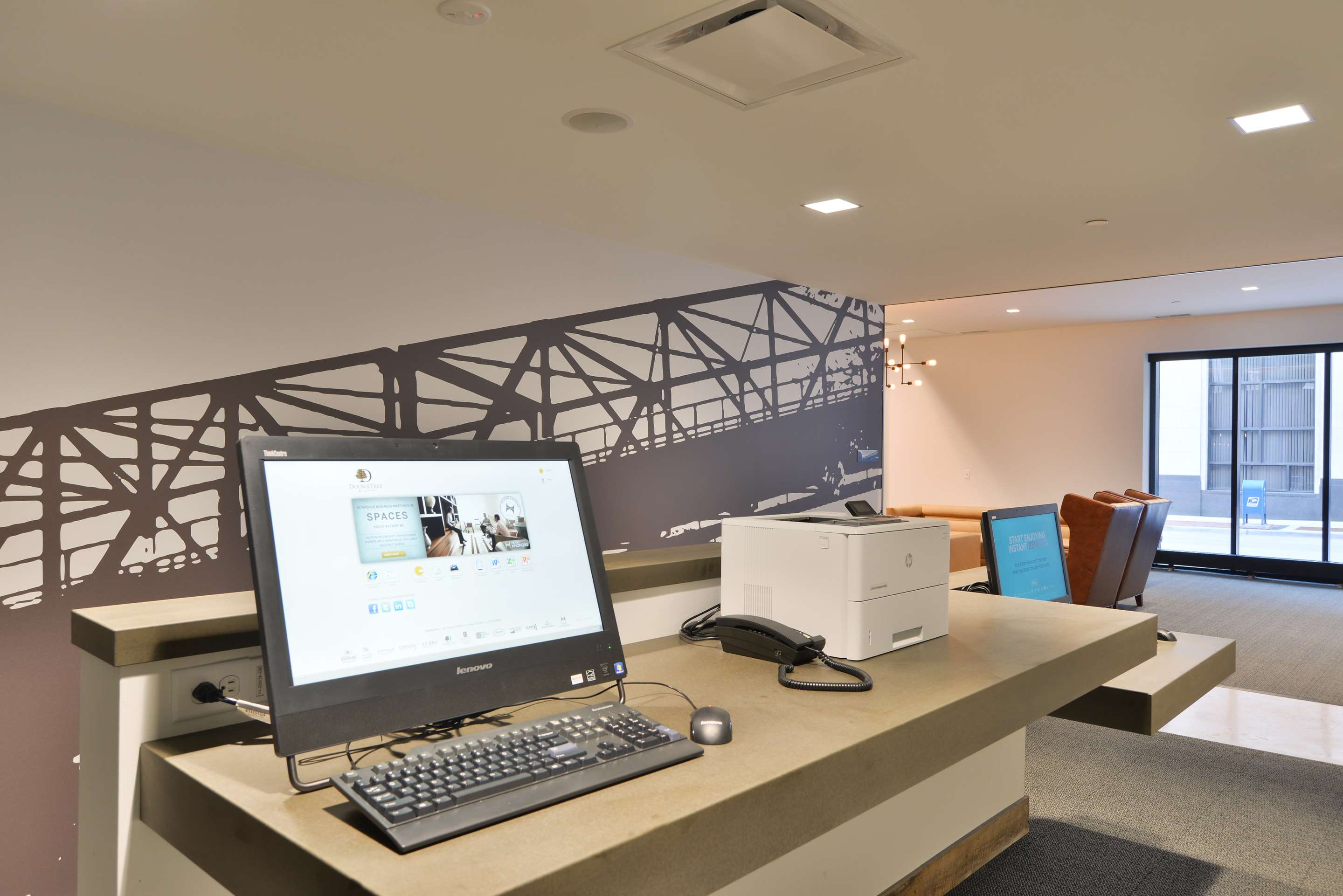 Business Center | The Lismore Eau Claire - a DoubleTree by Hilton