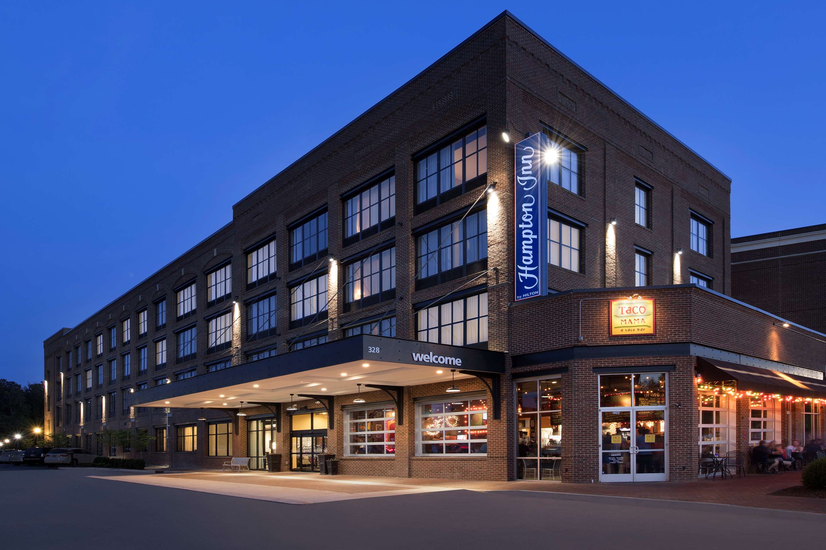 Exterior | Hampton Inn Huntsville/Village of Providence