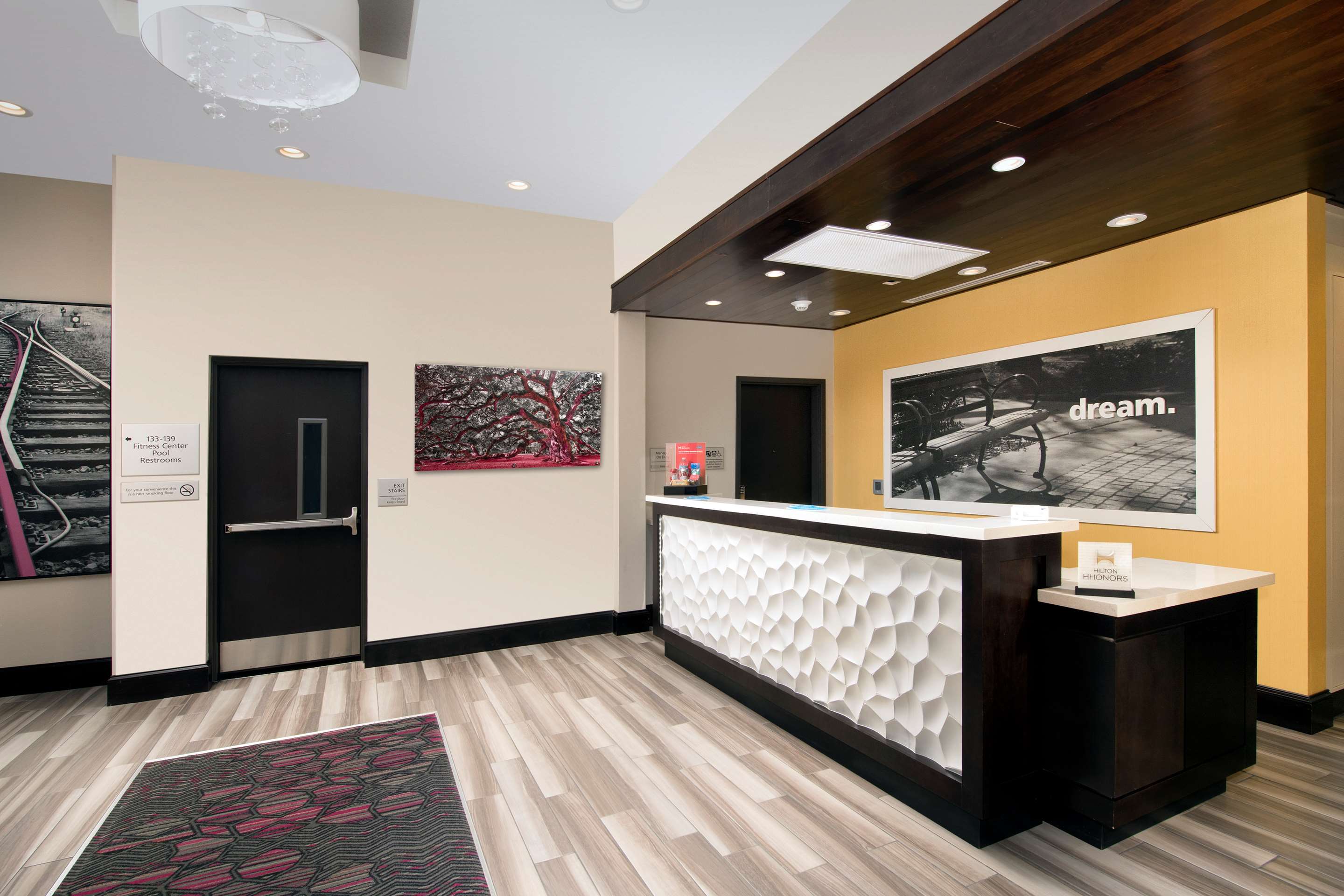 Reception | Hampton Inn Huntsville/Village of Providence, AL