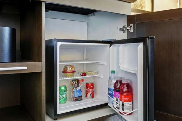  - Hampton Inn Turlock