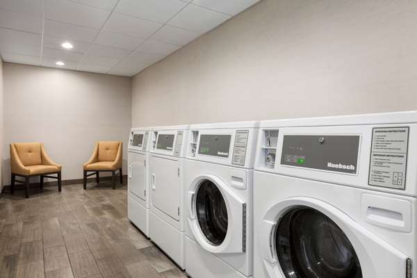  - Hampton Inn Turlock