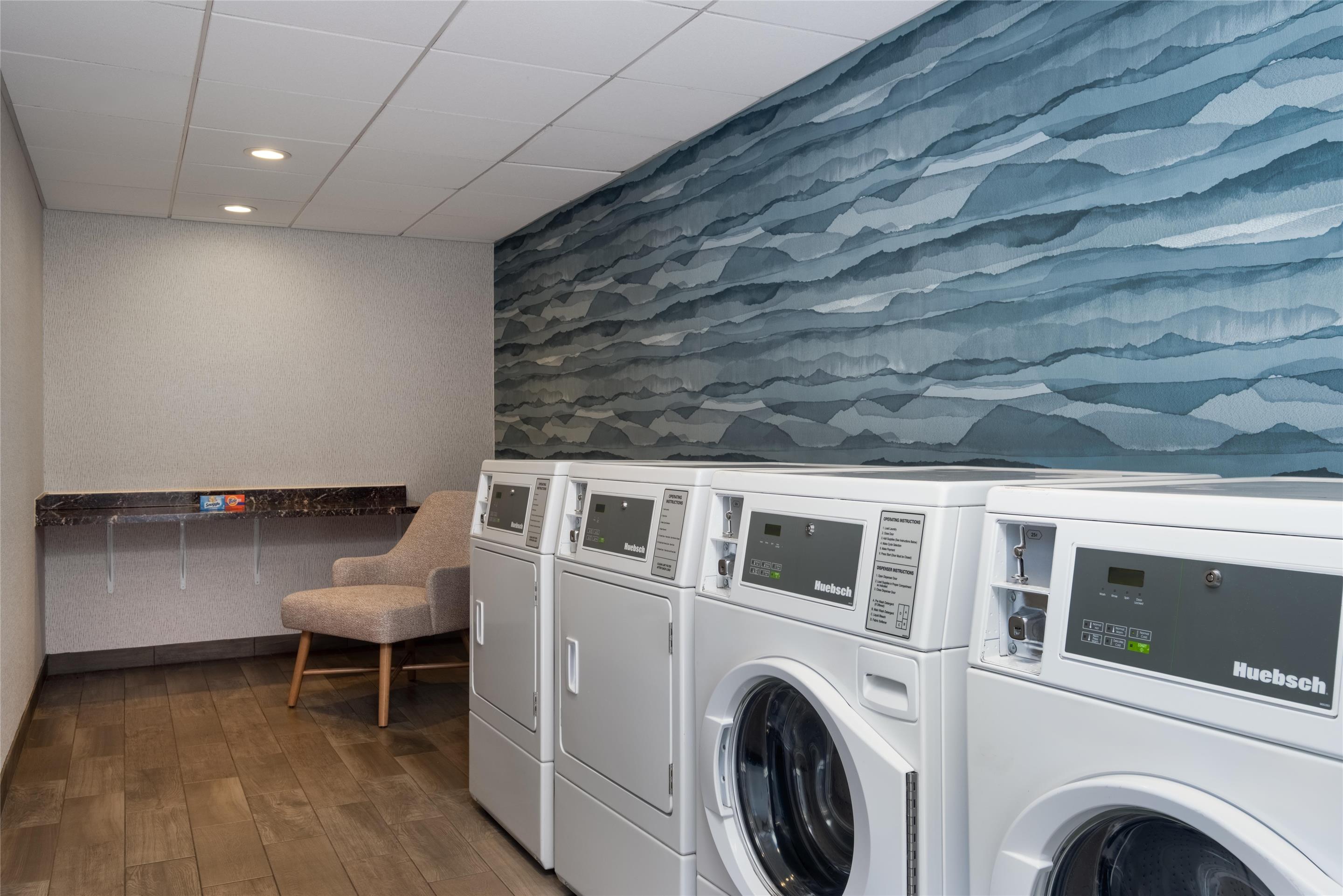 Laundry | Hampton Inn Turlock