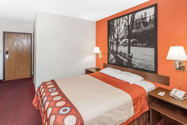  - Super 8 Hotel Washington