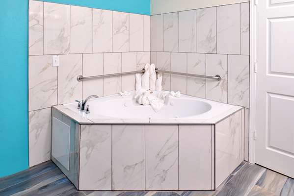 Suite - Americas Best Value Inn Westpark Houston