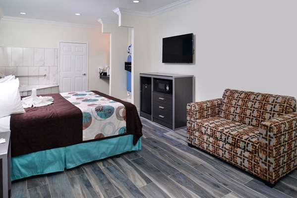 Suite - Americas Best Value Inn Westpark Houston