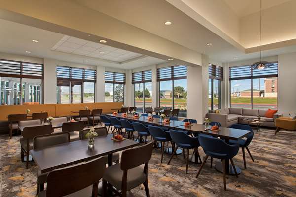 Restaurant - Hilton Garden Inn Lubbock