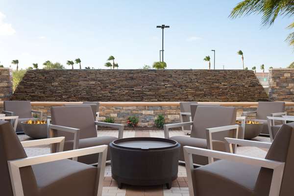 Restaurant - Embassy Suites Convention Center McAllen