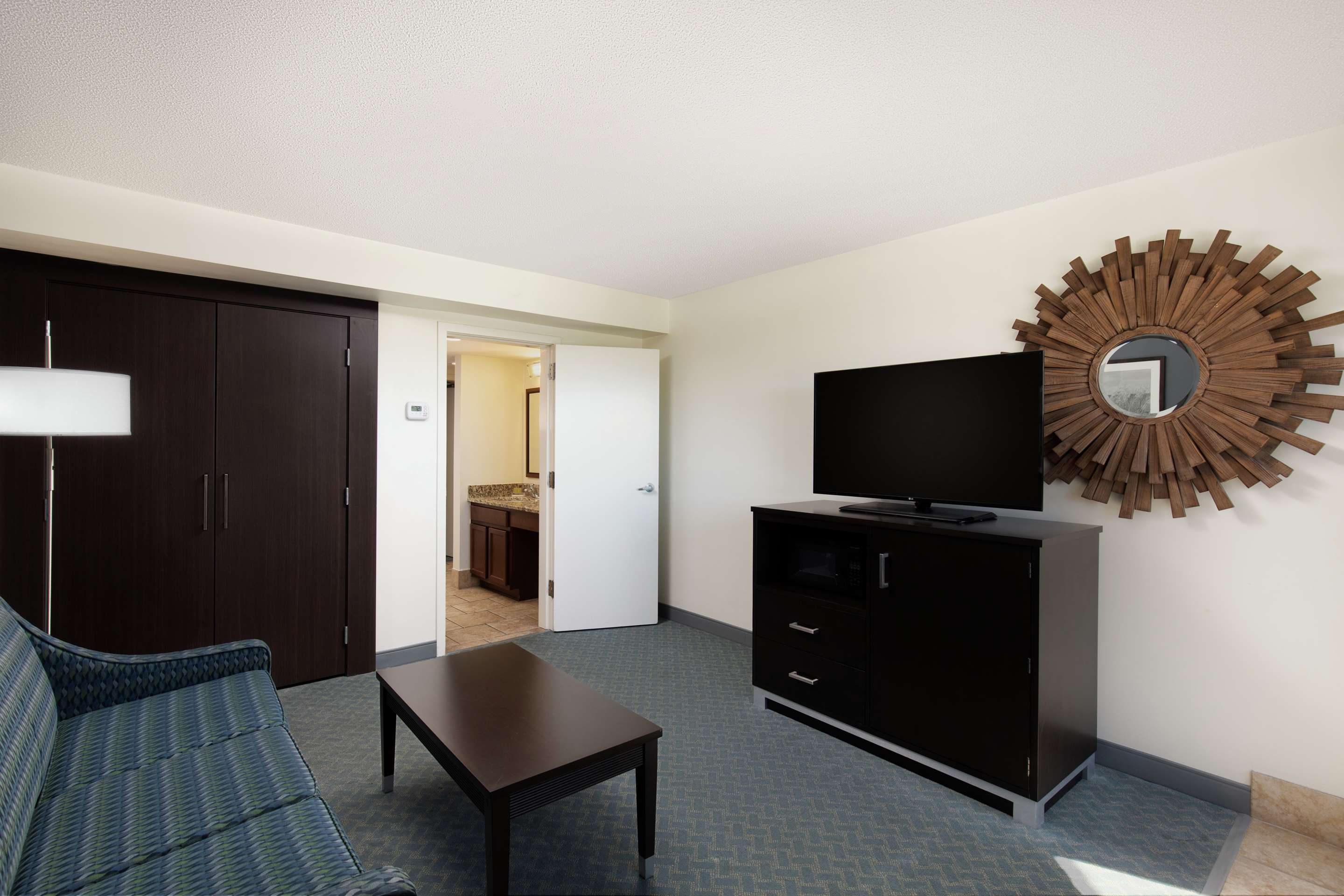 Guest room