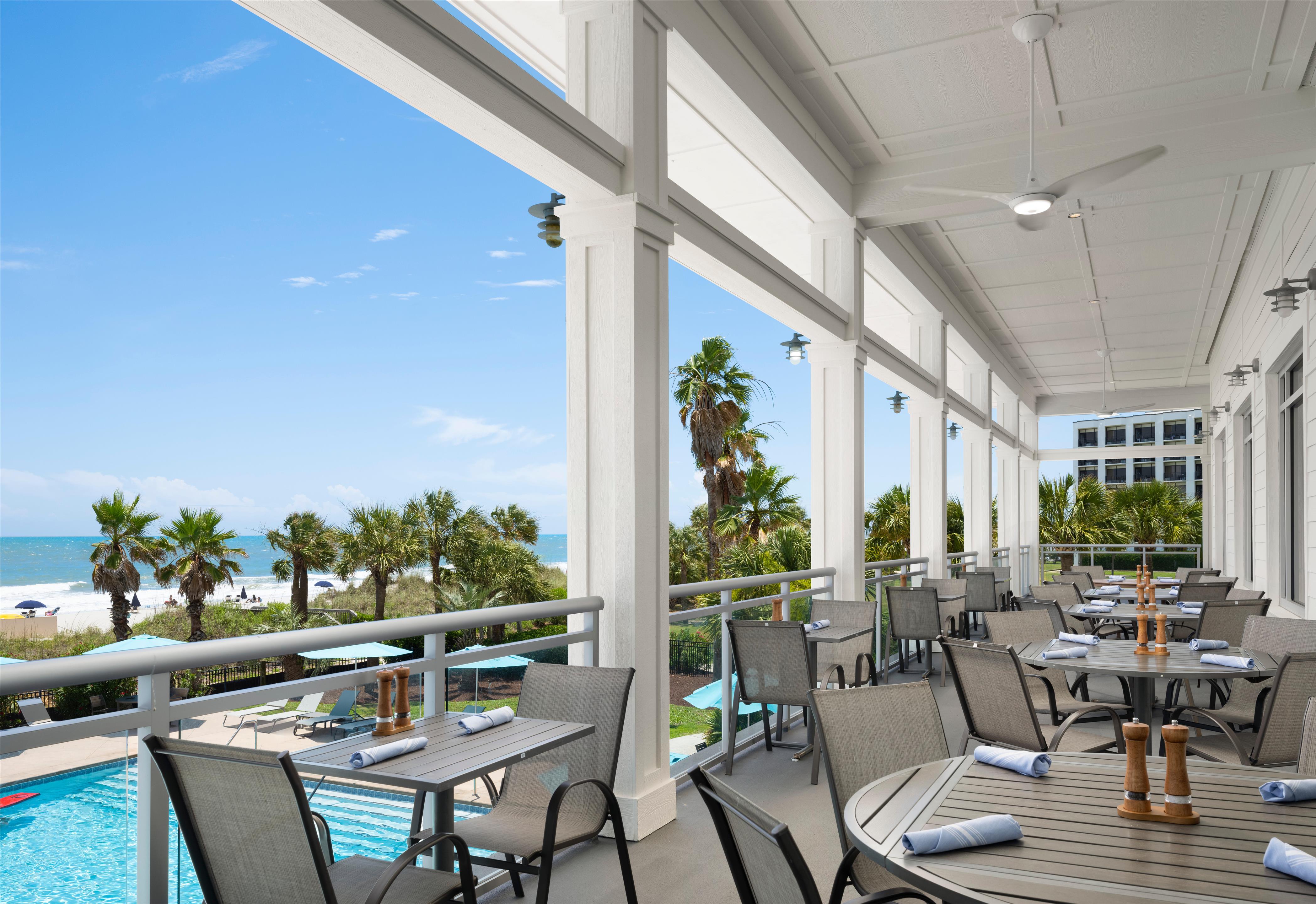 Restaurant | DoubleTree Resort by Hilton Myrtle Beach Oceanfront