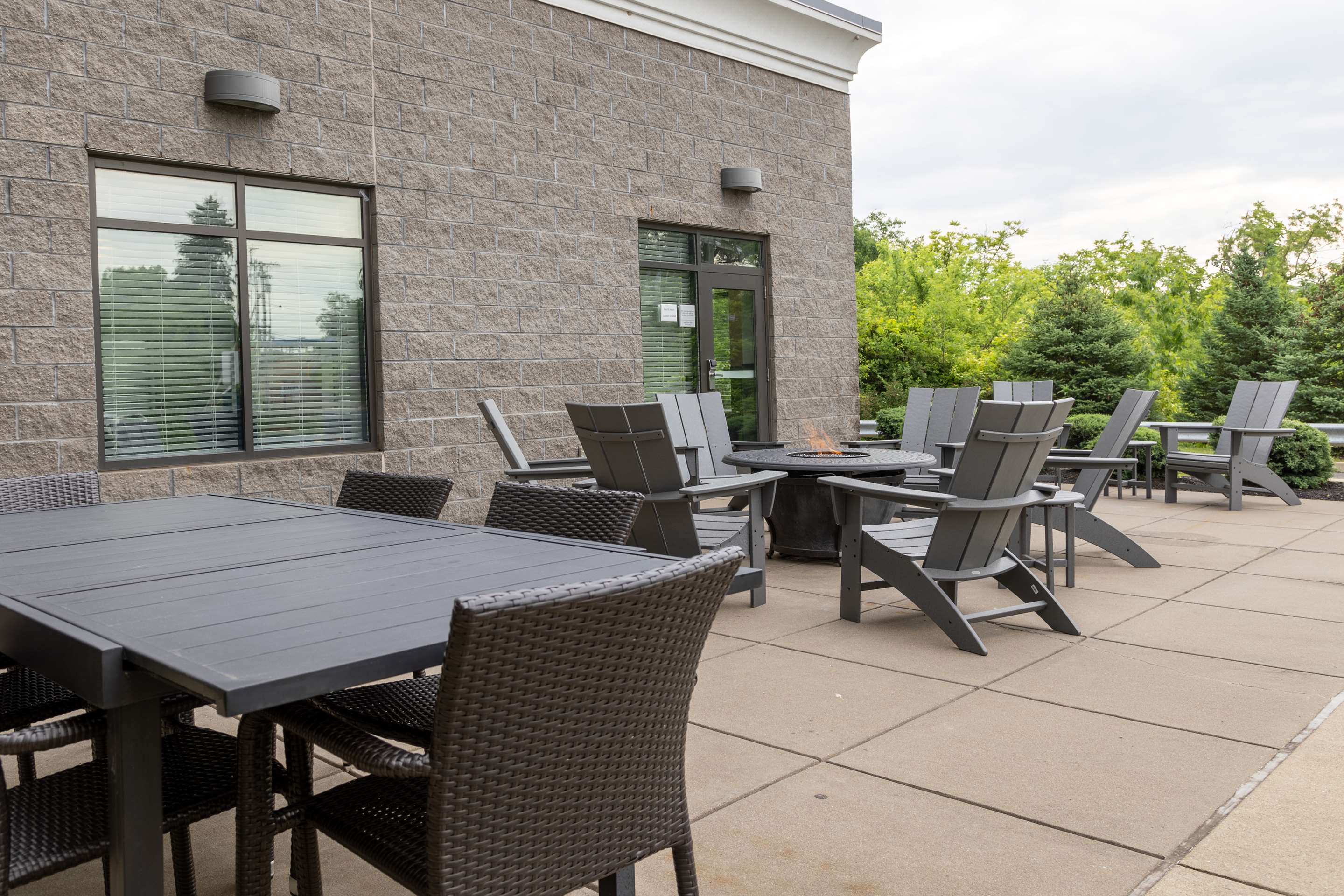 Exterior | Hampton Inn & Suites North Huntingdon-Irwin