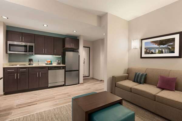  - Homewood Suites by Hilton Convention Center DC