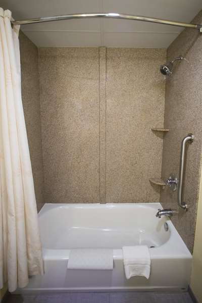  - Best Western North Shore Hotel Danvers - I-95, Exit 70