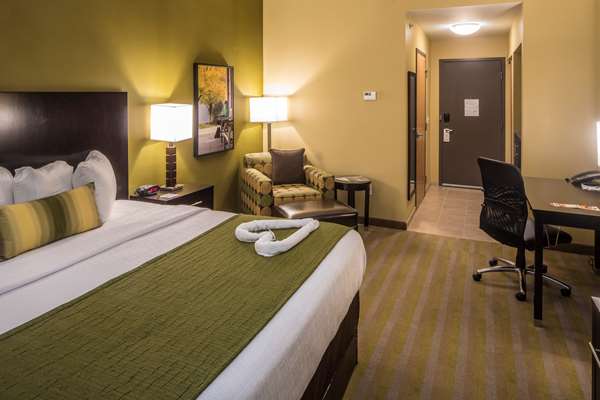  - Best Western Plus Inn at Franciscan Square Steubenville