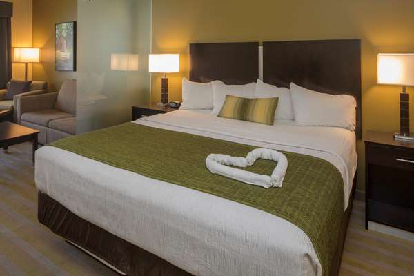  - Best Western Plus Inn at Franciscan Square Steubenville