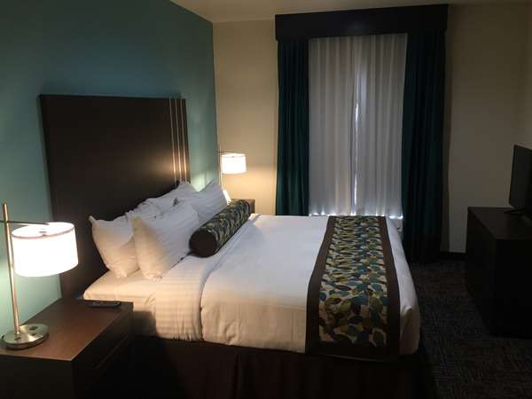 Suite - Best Western Plus Executive Residency Elk City - I-40, Exit 38