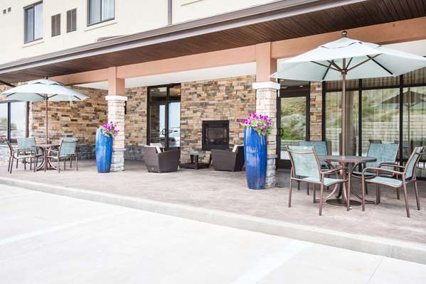  - Hawthorn Suites by Wyndham St Clairsville - I-70, Exit 218