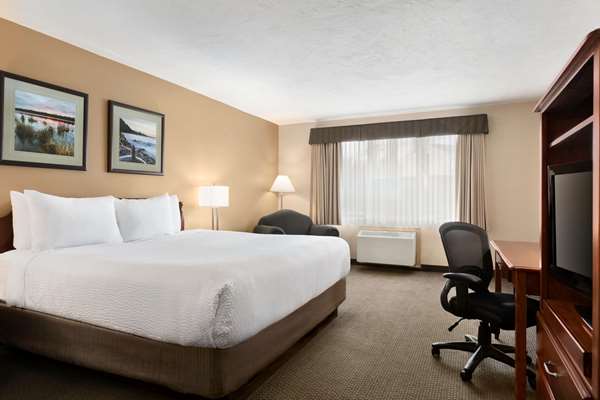  - Days Inn & Suites Moncton