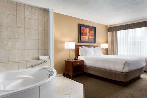  - Days Inn & Suites Moncton