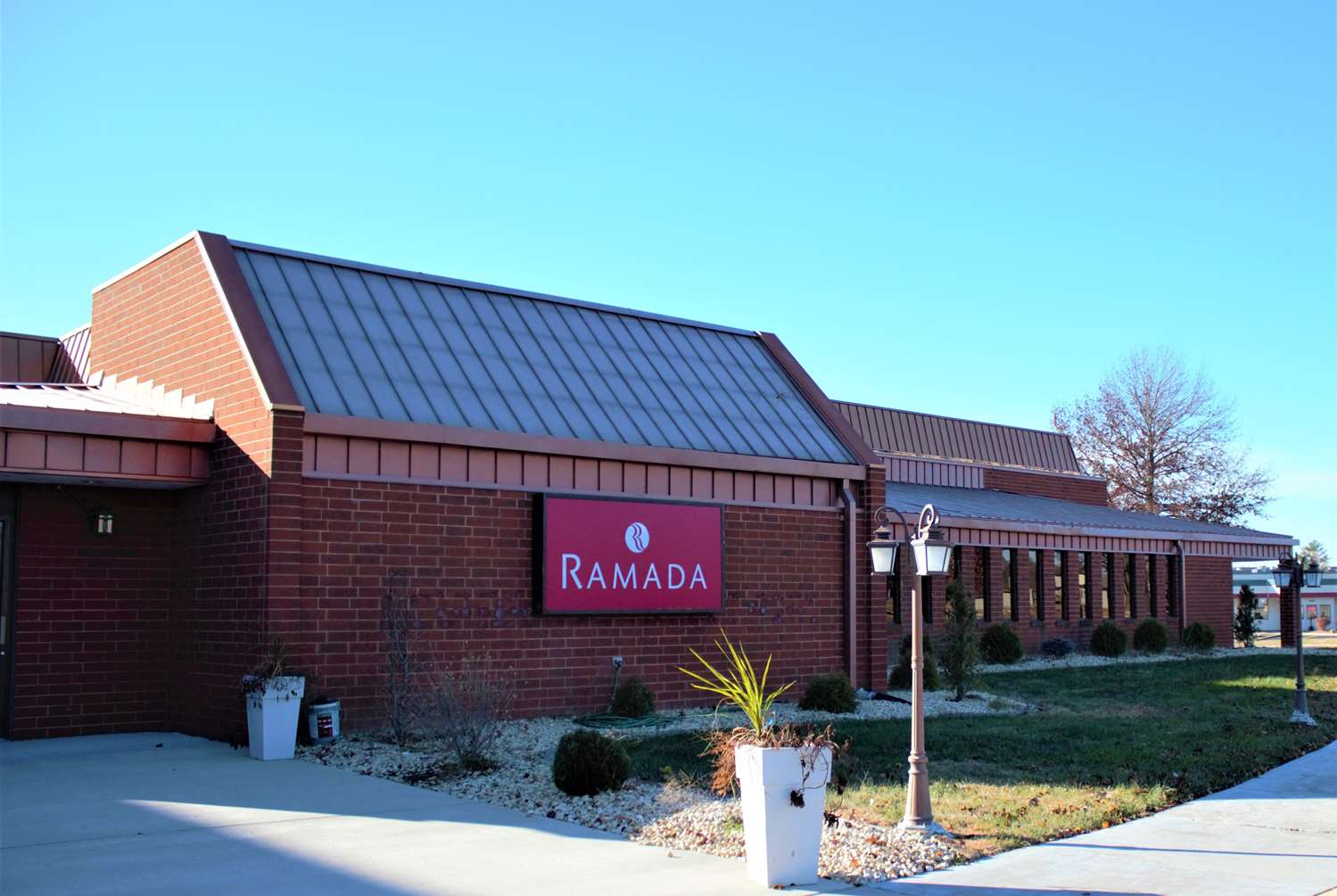 Ramada Hotel Wentzville Mo See S Exterior View Ramada Hotel Wentzville