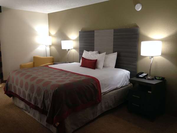  - Ramada Hotel Wentzville - I-70, Exit 212