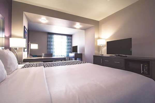  - La Quinta Inn & Suites Pampa