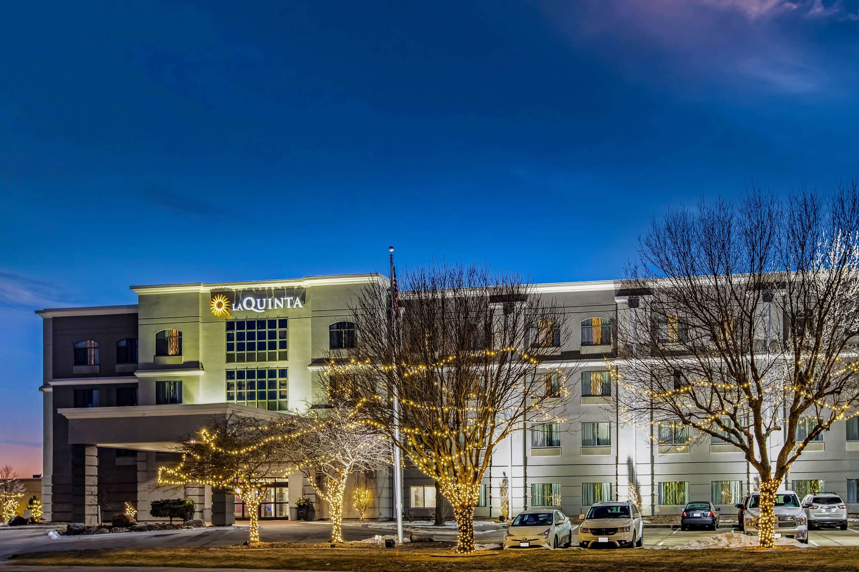 Exterior | La Quinta Inn & Suites by Wyndham Kearney