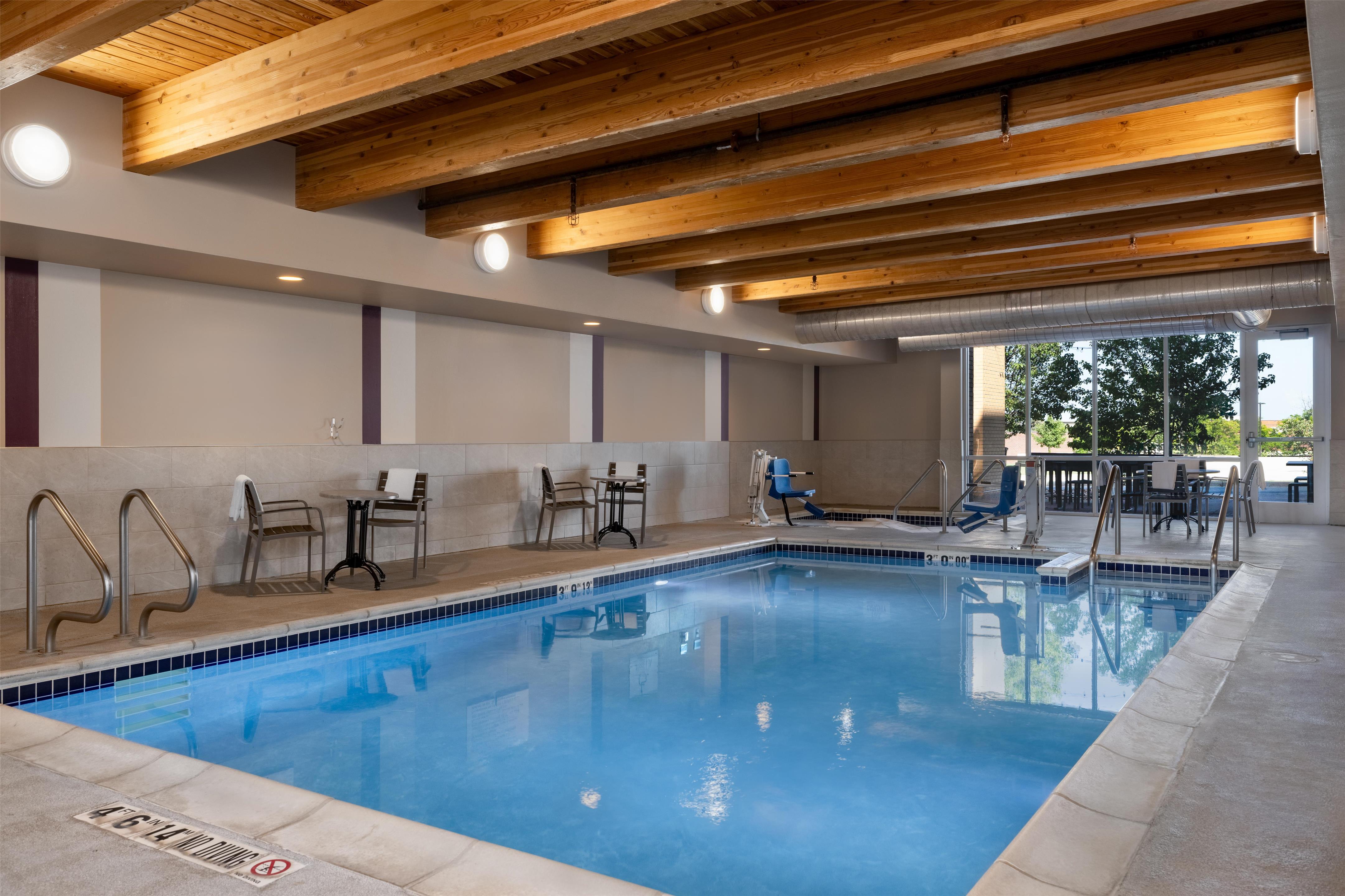 Pool | Home2 Suites by Hilton Milwaukee Brookfield