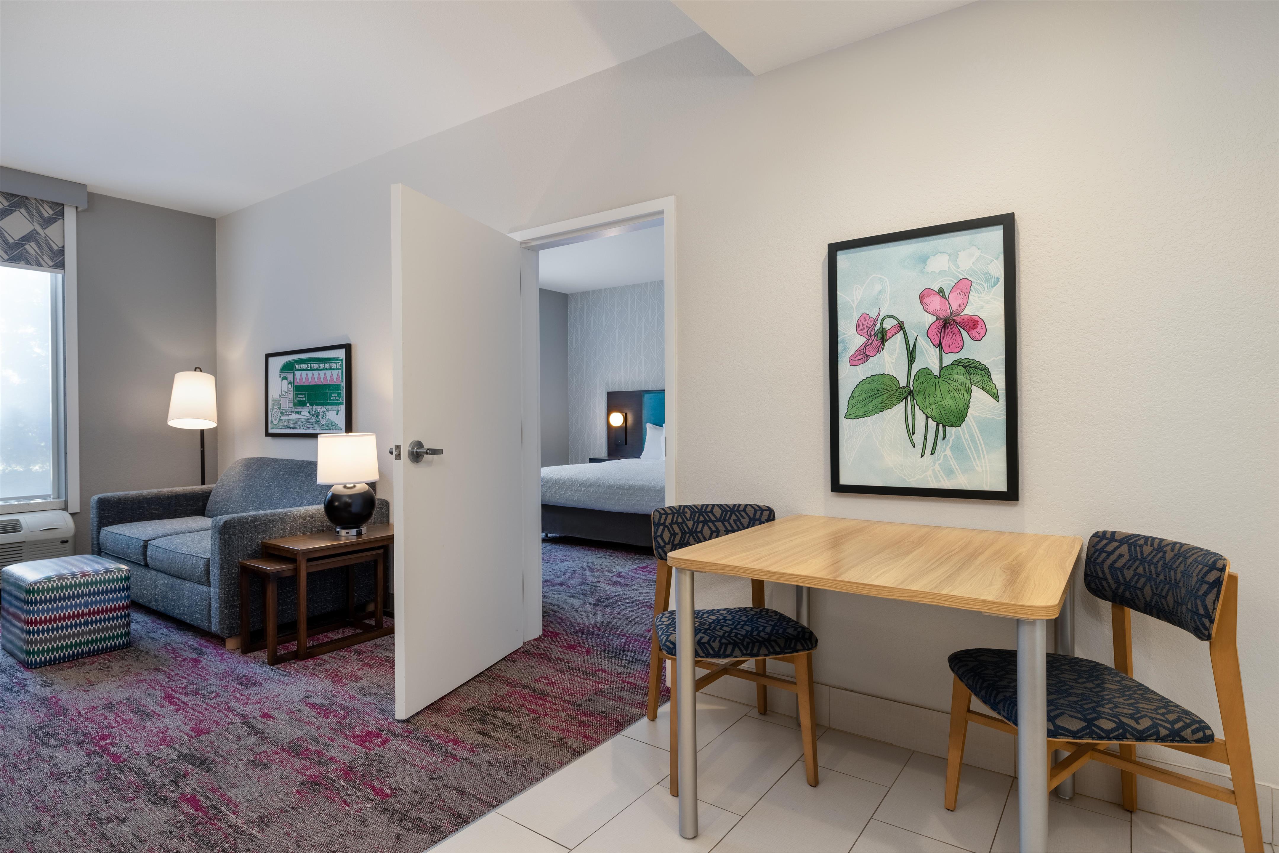Guest room