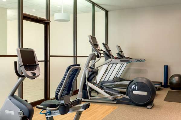 Fitness/ Exercise Room - Embassy Suites Brookfield - I-94, Exit 301
