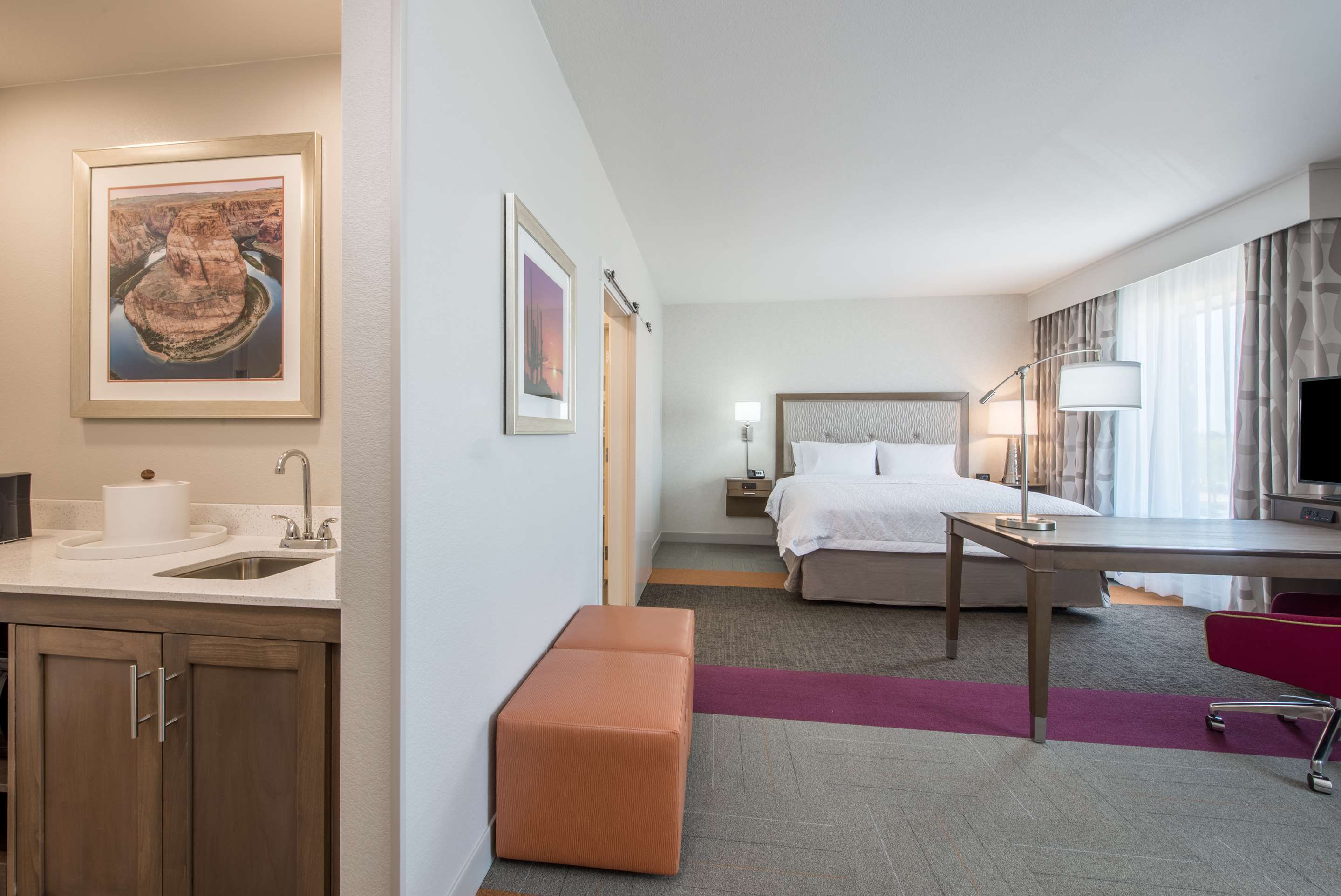 Guest room