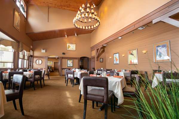 Restaurant - DoubleTree by Hilton Hotel Harbourwalk Racine