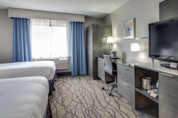  - DoubleTree by Hilton Hotel Harbourwalk Racine