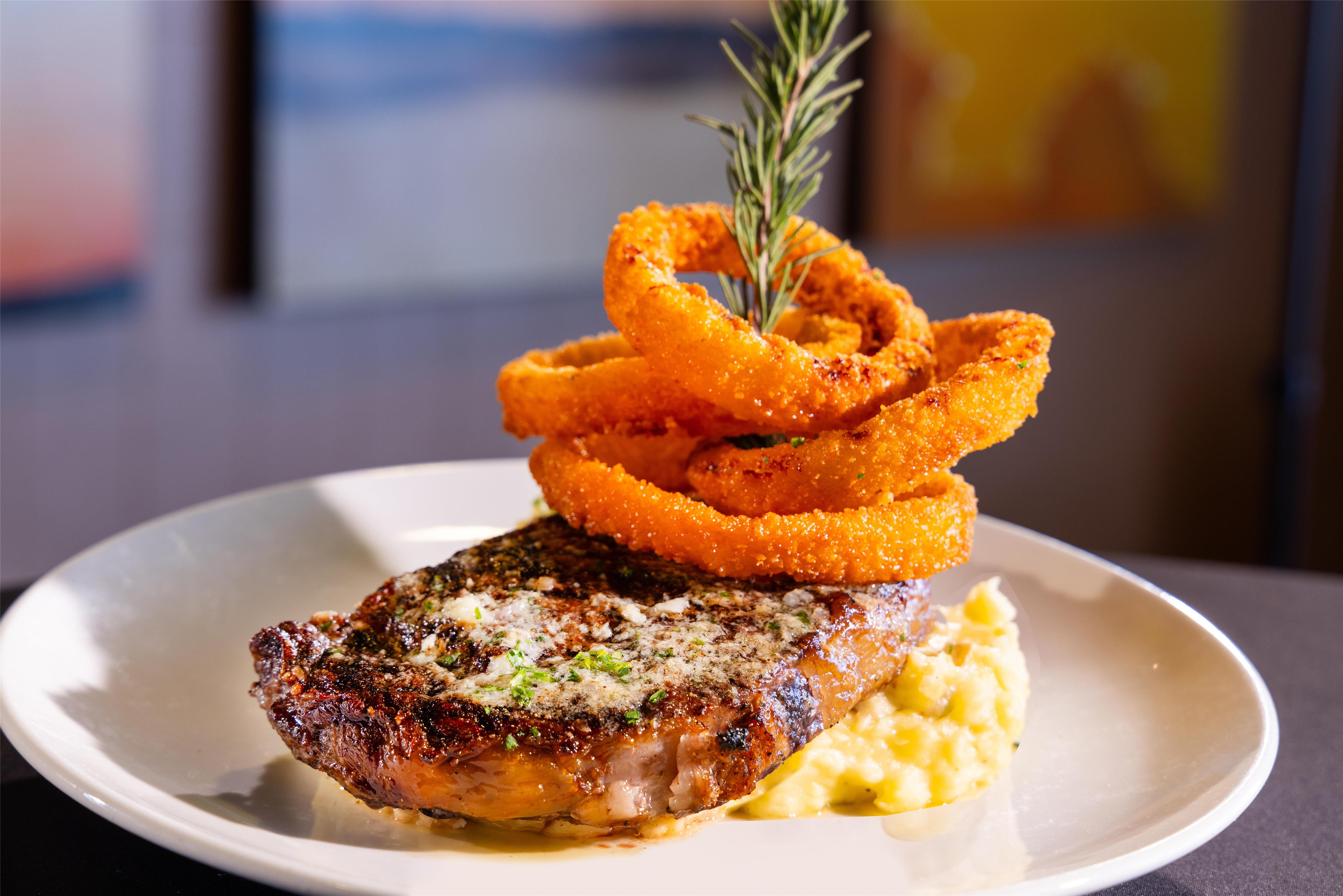Restaurant | DoubleTree by Hilton Hotel Billings