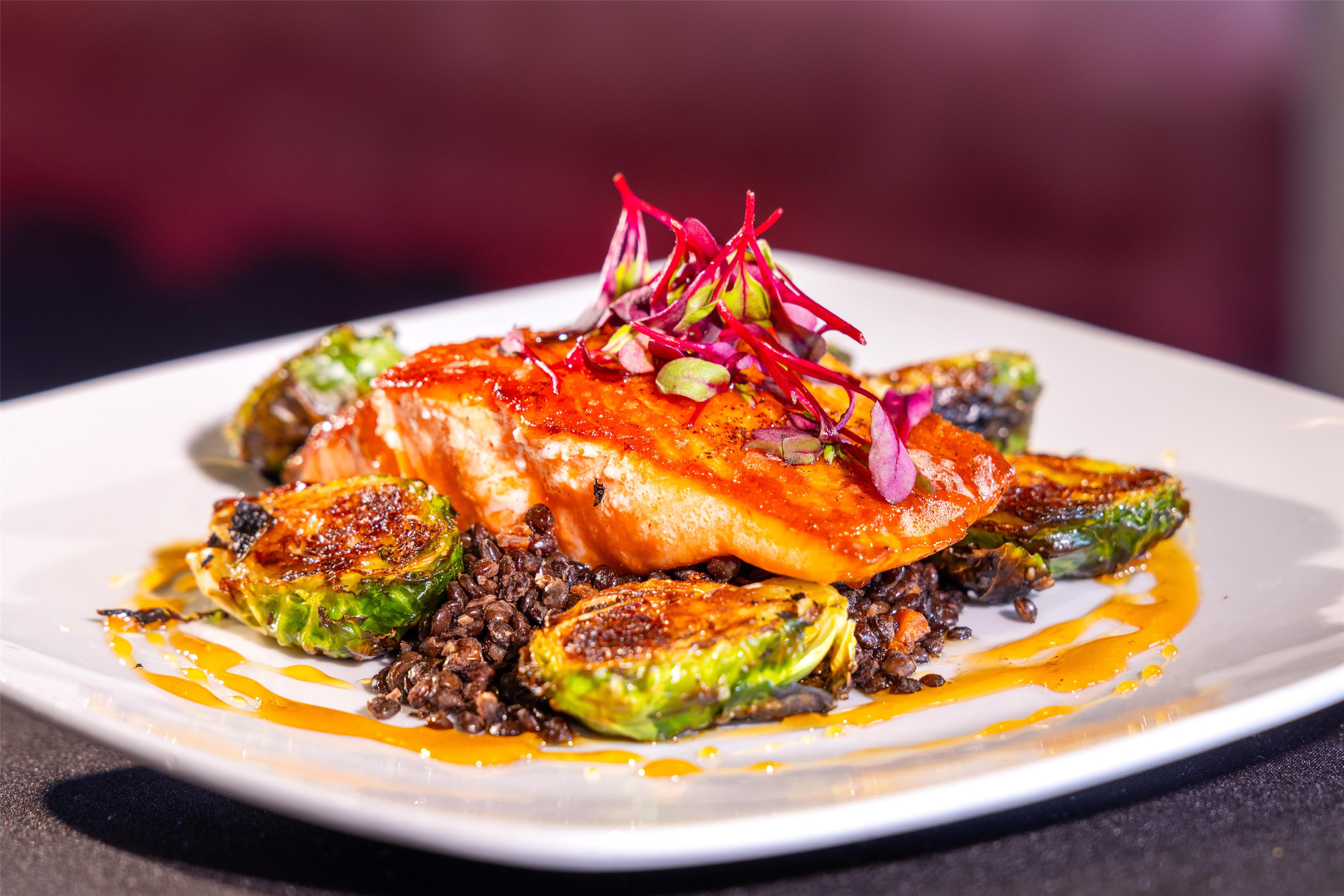 Restaurant | DoubleTree by Hilton Hotel Billings