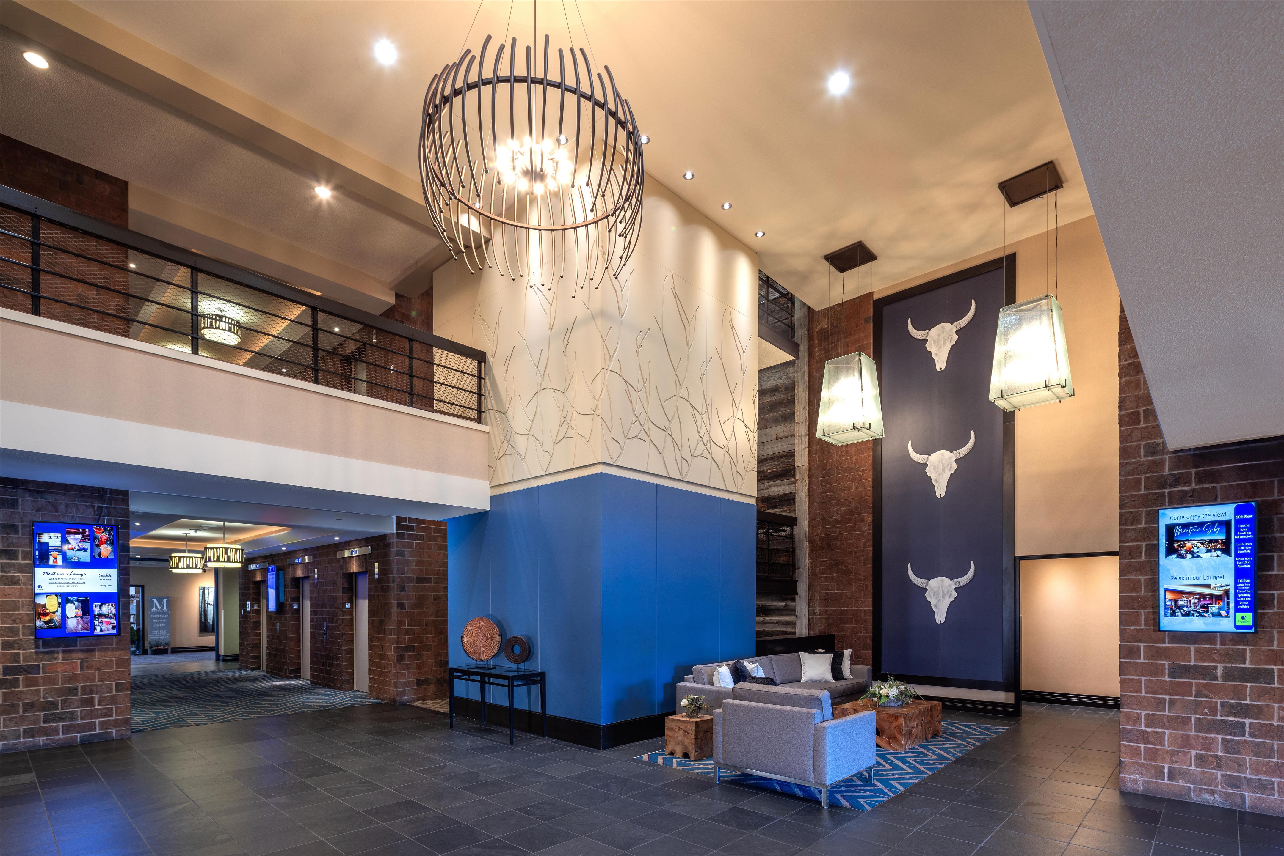 Lobby | DoubleTree by Hilton Hotel Billings