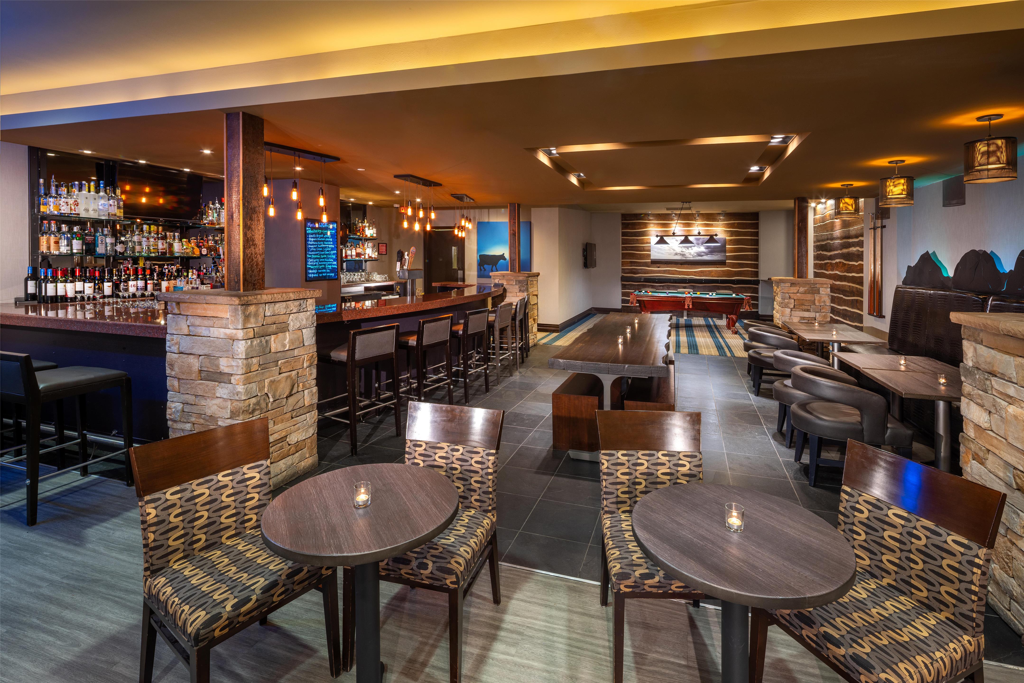 BarLounge | DoubleTree by Hilton Hotel Billings