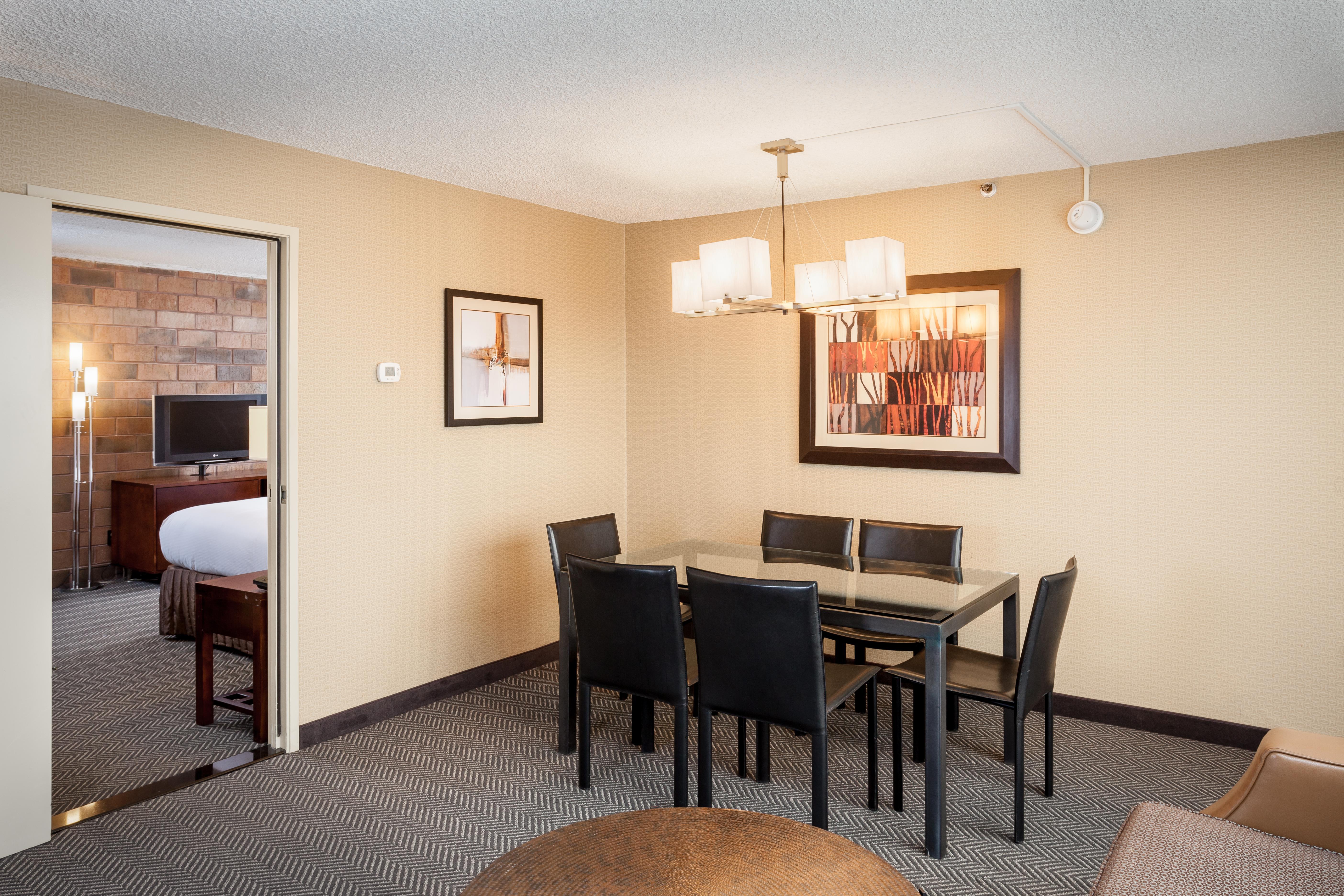 Doubletree by Hilton Billings Room Type - 1 KING BED TWO ROOM SUITE
