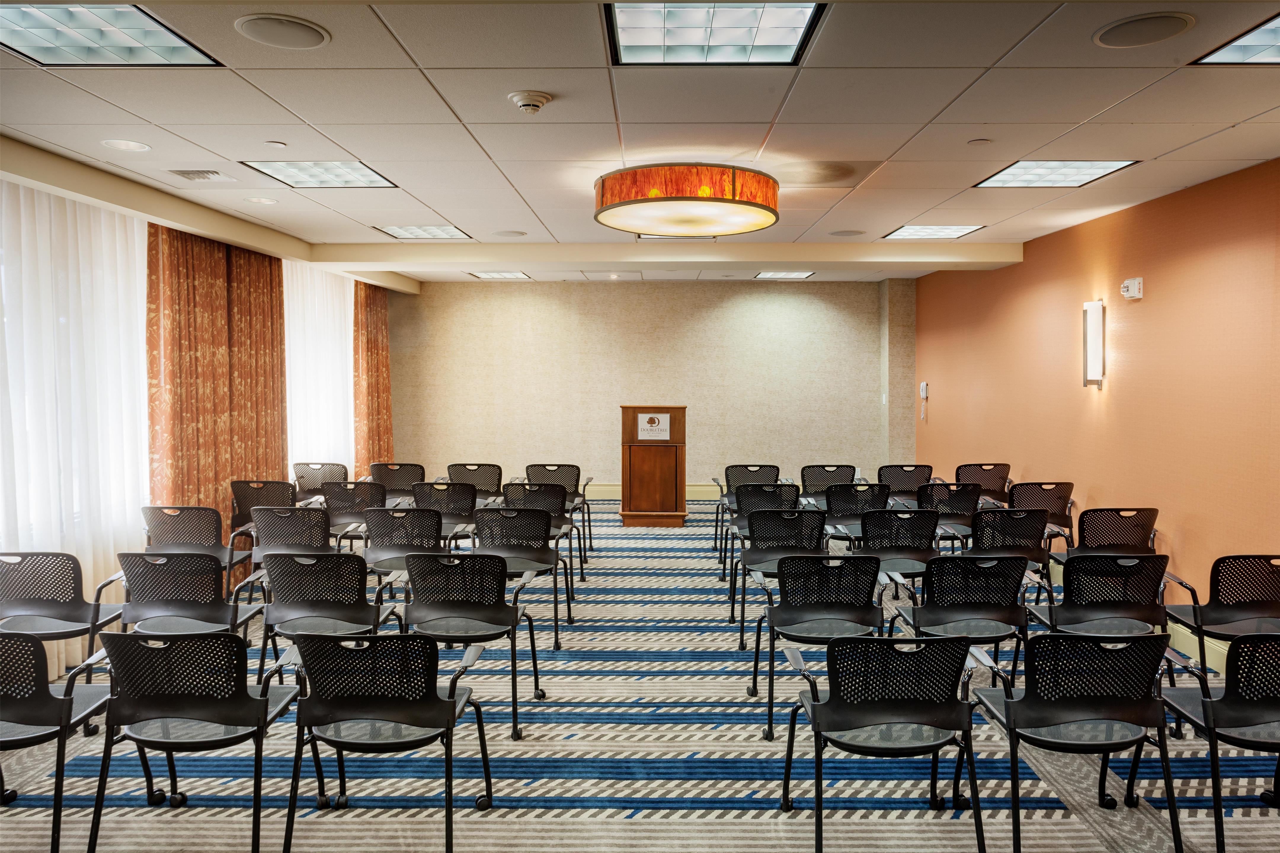 Meeting Room | DoubleTree by Hilton Hotel Billings
