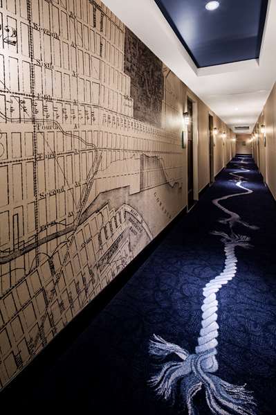  - Hilton Hotel Downtown Brooklyn