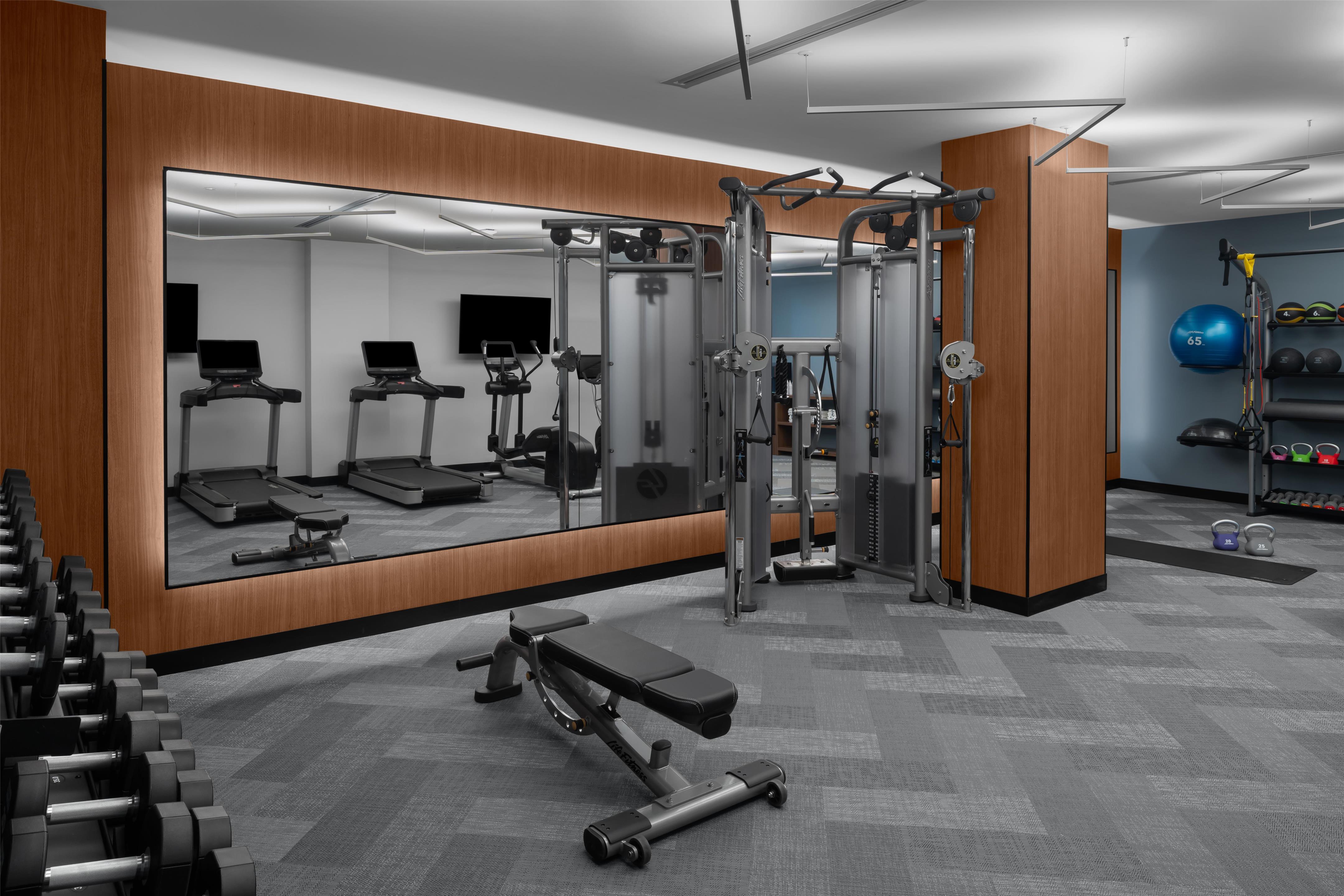 Health club fitness center gym | Hilton Brooklyn New York