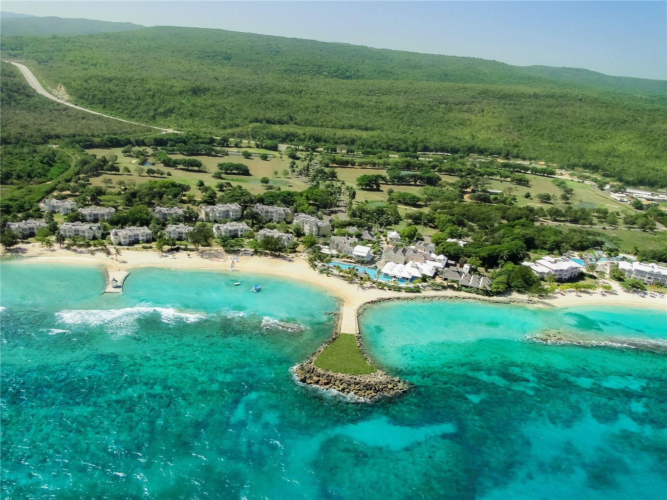MELIA BRACO VILLAGE-guestroom-Guest Room,Guest Room Amenity,Pool,Off-Site,On-Site,Outdoor/Exterior,Local Area,Beach,View from above.jpg