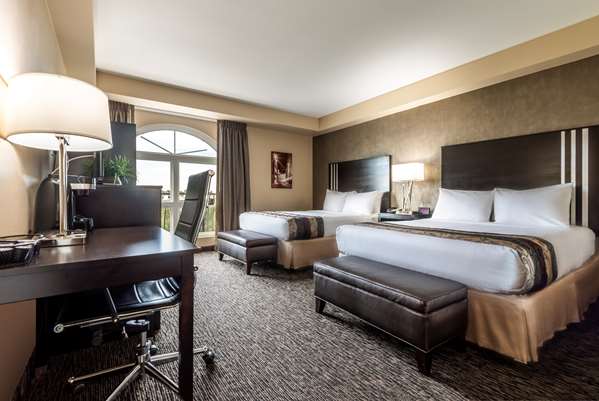  - Grand Legacy at the Park Resort Anaheim - I-5, Exit 110