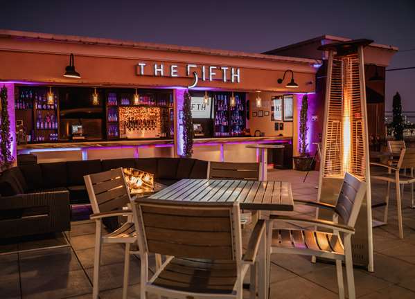  - Grand Legacy at the Park Resort Anaheim - I-5, Exit 110