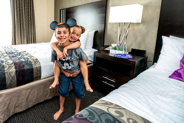  - Grand Legacy at the Park Resort Anaheim - I-5, Exit 110