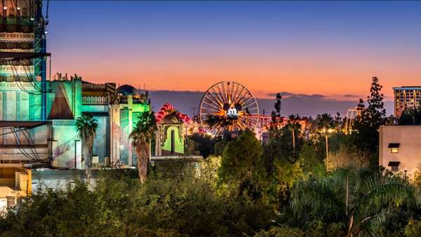 Exterior view - Grand Legacy at the Park Resort Anaheim - I-5, Exit 110
