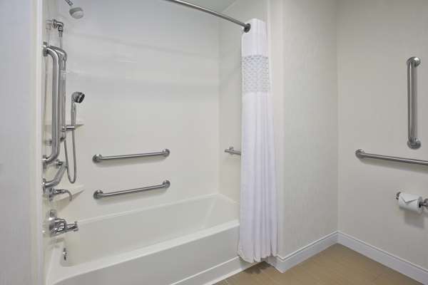  - Hampton Inn & Suites Alliance